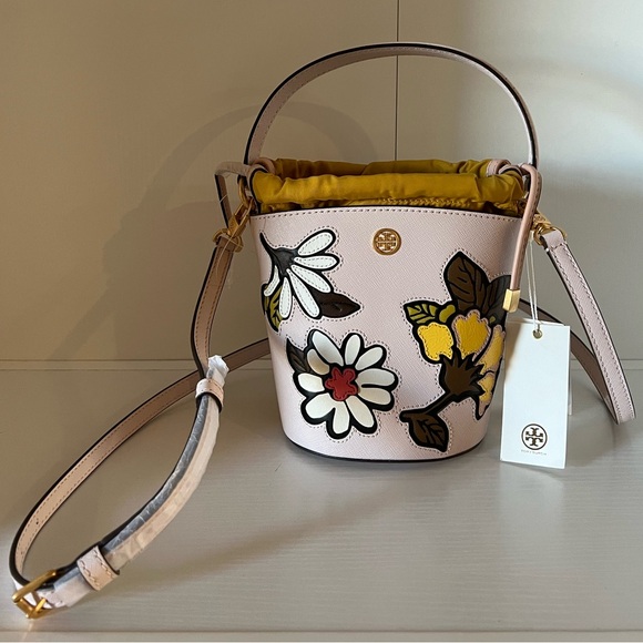 NWT Tory Burch Robinson Appliqué Mini Leather Bucket Crossbody Bag Pink - Picture 2 of 8